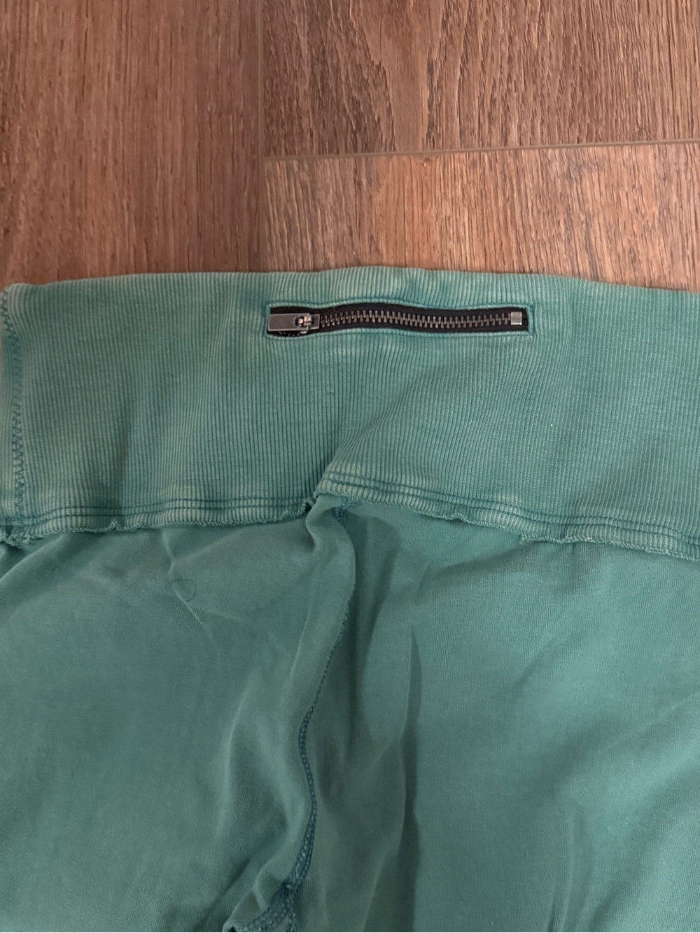 Free People FP Movement - Hot Shot Hooded Set - Heritage Green - XS - Picture 2 of 4